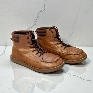 OLD NAVY Brown Tan Ankle Boots Boys Size 6 Lace Up Faux Leather Moccasin shoes